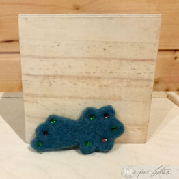 Broche-étoile-filante-laine-feutrée-01-A