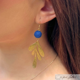 Boucles d'oreilles pendantes bleues marine